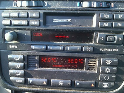 enter fiat tipo radio code